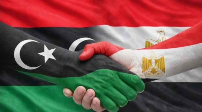 “دي اللي يتقالها مسافة السكة”. مظاهرة حب مصرية ليبية بعد إعلان استيراد النفط