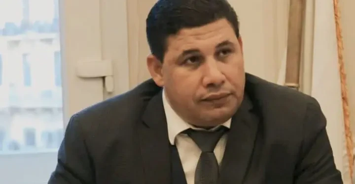 خليفة يكشف لـ”” انسحاب نواب من التنظيمات النقابية وإثارة أزمة تمثيل العمال داخل البرلمان