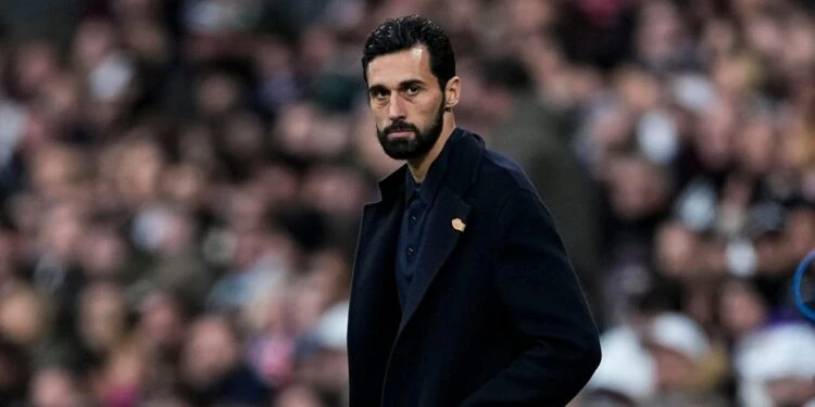 عبقرية كلوب وطموح بوتشيتينو. ريال مدريد يبحث عن “المنقذ”