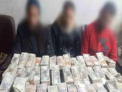 تجار العملة وقعوا في المصيدة ومعاهم 6 مليون جنيه