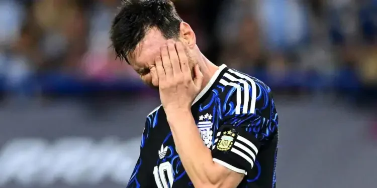 “مسيي” في المصيدة. شركة أمريكية تقاضي البرغوث بتهمة الاحتيال