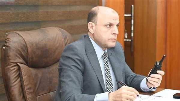 محافظ الغربية يتابع يوميًا تطبيق مواعيد غلق المحال ويشدد على الالتزام