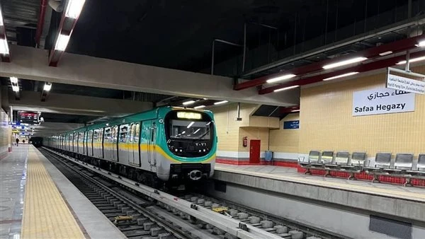 "النقل" تعلن وسائل الدفع الحديثة في المترو والقطار الكهربائي وأماكن الاشتراكات