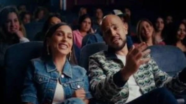 بعد أبو ودينا الشربيني يطرحان الكليب على يوتيوب