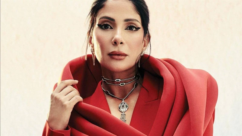 مفيش منى زكي تدعم لبنان بعد تعرضها للضرب