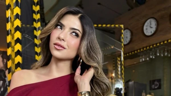 بفستان ميرنا جميل تشارك متابعيها صورة من كواليس مسلسل اللعبة الجزء الخامس