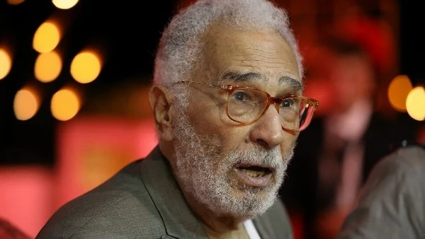 هل تسمح حالة عبدالرحمن أبو زهرة بتدخل ابنه يوضح