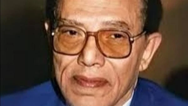 ابنة مصطفى محمود: مديحة كامل وشادية تقربن من والدي رغبة في التدين