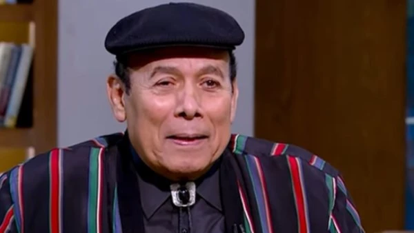 الفكرة بتاعتي.. أحمد ماهر يهاجم صُناع مسرحية الملك لير |خاص