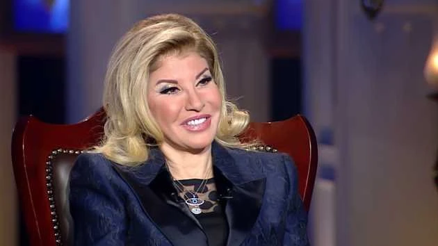 بعد تصريحات سارة بركة| هالة ومصر احتضنت نجوم العرب