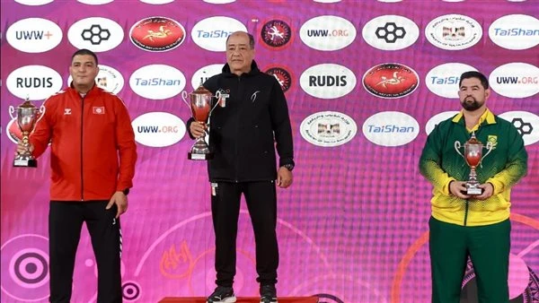 منتخب المصارعة النسائية تحت 20 سنة يتوج بكأس البطولة الأفريقية