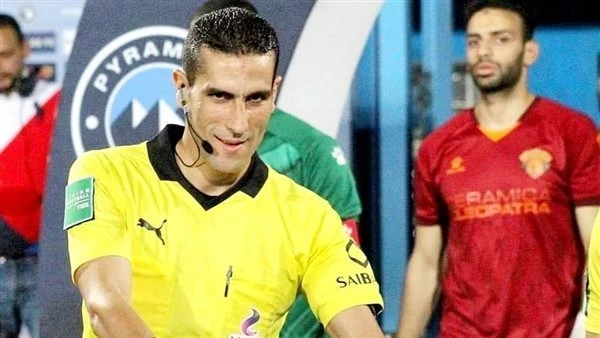 محمود ناجي حكمًا لمباراة الأهلي وسموحة في الدوري الممتاز
