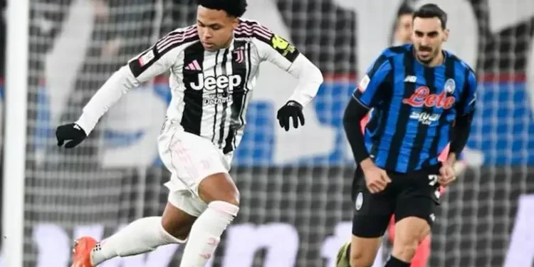 يوفنتوس فاز بـ “هدية” من حارس أتالانتا. والمركز الرابع في “الجيب”