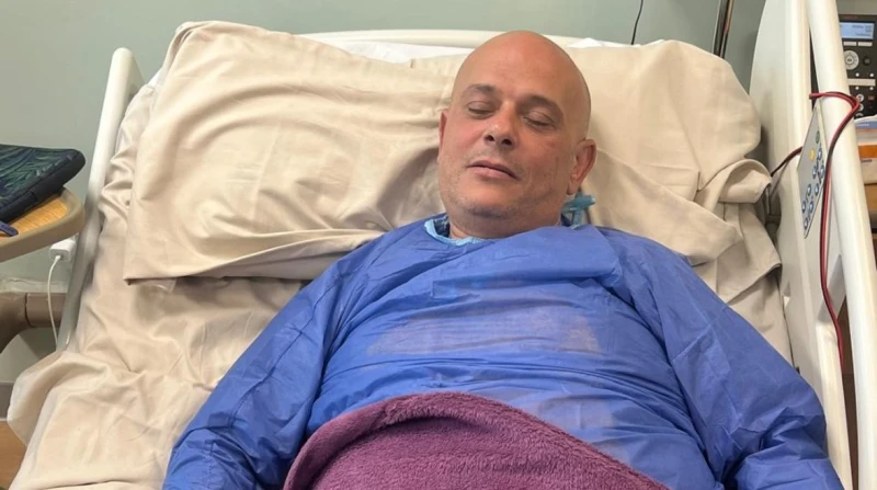 دعواتكم بالشفاء. المنتج شادي مقار يتعرض لوعكة صحية