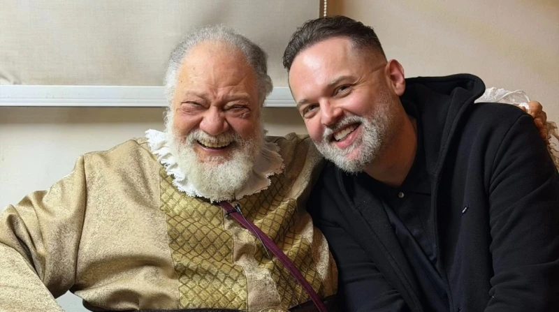 محمد محمود عبدالعزيز يوجه رسالة خاصة ليحيى الفخراني: وجودك يزيد "الملك لير" صدقًا