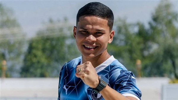 إيفرتون دا سيلفا يقترب من الرحيل عن بيراميدز وقرار الحسم بيد الإدارة