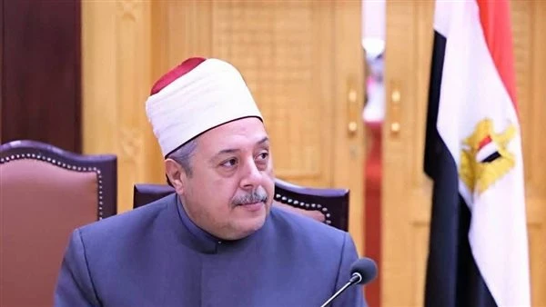 شيخ الأزهر يكلف أيمن عبد الغني بتسيير المهام المالية والإدارية بوكالة الأزهر