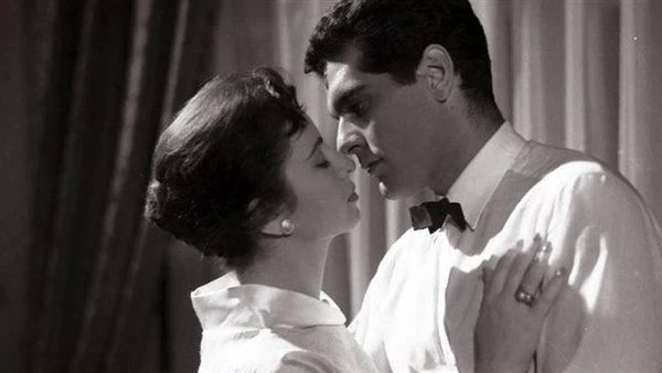 خدعة تحولت إلى أشهر قصة حب. تفاصيل أول لقاء بين عمر الشريف وفاتن حمامة