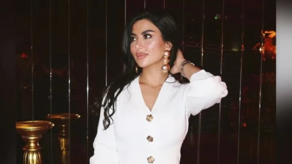 بفستان كارولين عزمي تخطف الأنظار عبر انستجرام| شاهد