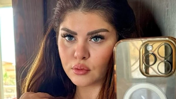 أنوثة وجمال راقٍ | يمنى طولان تلفت الانتباه بإطلالة جذابة