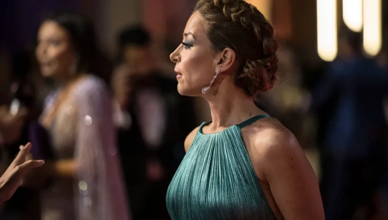 وفاة والد منة شلبي… رسائل مؤثرة من نجوم الفن قبيل الجنازة