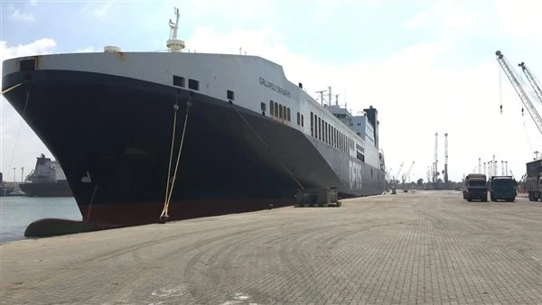 ميناء دمياط يستقبل 21288 طن ذرة ويصدر 3600 طن يوريا في 24 ساعة