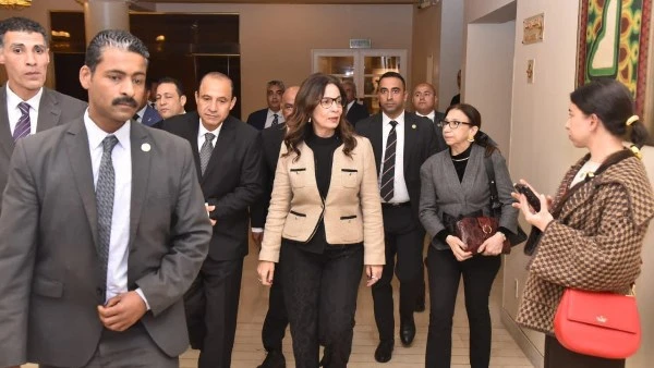 وزيرة الثقافة تفتتح معرض كنوز مقتنيات الأوبرا التشكيلية