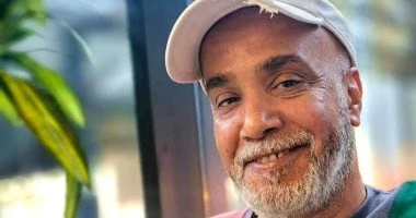 بكلمات مؤثرة.. نجل سليمان عيد يحيي ذكراه الأولى: لسه وجع فراقك في قلوبنا