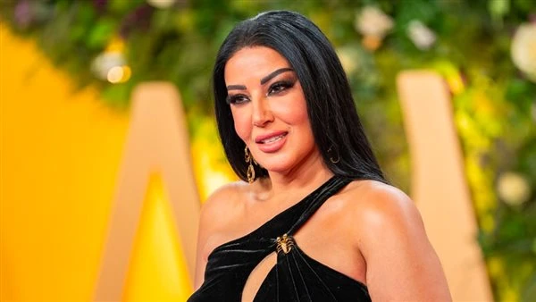 سمية الخشاب تفاضل بين أكثر من سيناريو للمشاركة في رمضان 2027