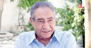 والله وشبت يا عبد الرحمن.. الذكرى الـ11 لوفاة الأبنودى شاعر الناس بامتياز