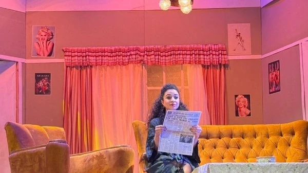 مهرجان المسرح العالمي: «ليزي أنبل من الجميع» وتكريم نجوم المعهد