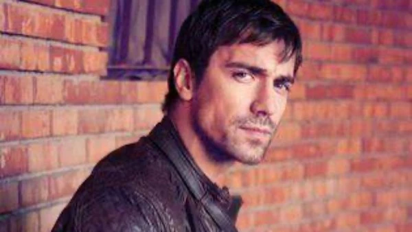 ضبط عدد من الفنانين تفاصيل