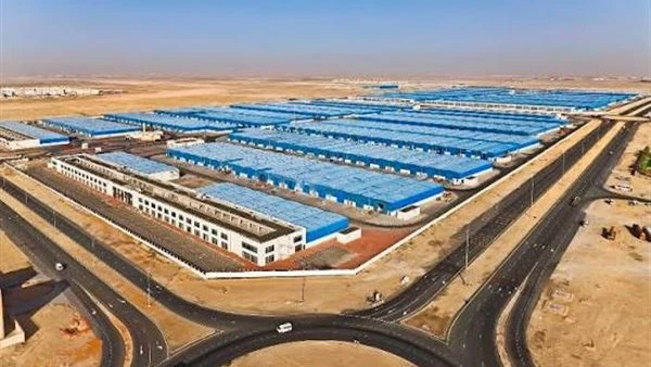 خبير تشريعات اقتصادية: تسهيلات جديدة لتملك واستئجار الوحدات الصناعية بالمحافظات