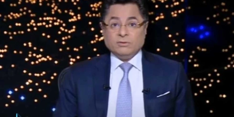 بعد توقف برنامجه على “النهار”. هل انتهت رحلة المحامي خالد أبو بكر مع الإعلام؟