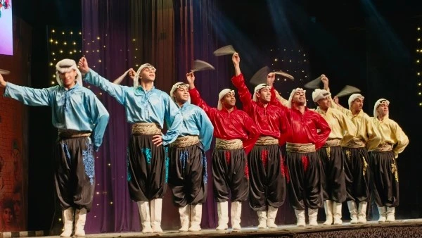 احتفالية فنية تُبهج صغار وكبار الأسرة بمناسبة الربيع بالبالون