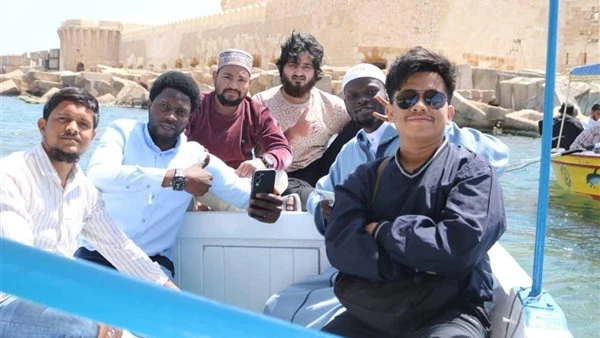 الإسكندرية تحتضن «الطلاب الوافدين» في جولة نظمها المجلس الأعلى للشئون الإسلامية