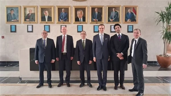 مشاورات مصرية روسية بالقاهرة حول قضايا العمل متعدد الأطراف