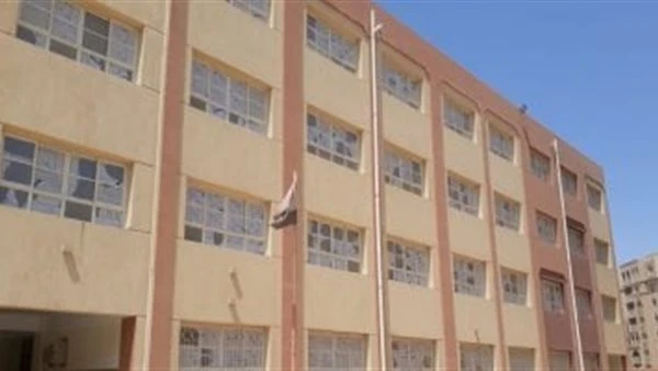 منع طلاب متأخرين من دخول مدرسة بالغربية يثير جدلاً ومطالبات بالتحقيق