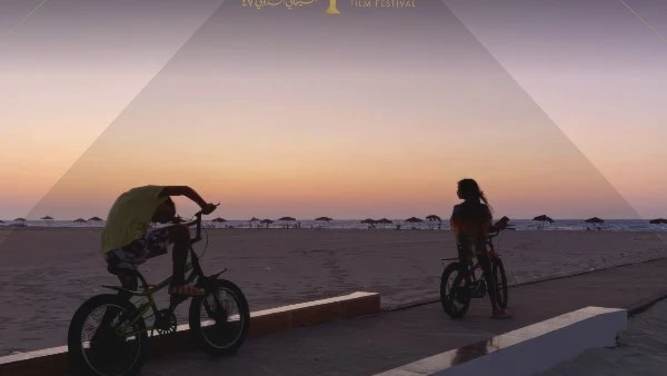 مهرجان القاهرة يواصل تعاونه مع سوق كان ومهرجان سيتجيس ويدعم فيلم أبيض وأسود وألوان