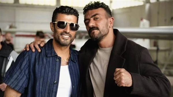 بدون تعليق. أحمد العوضي ينشر صورة له رفقة محمد سامي ويثير التساؤلات