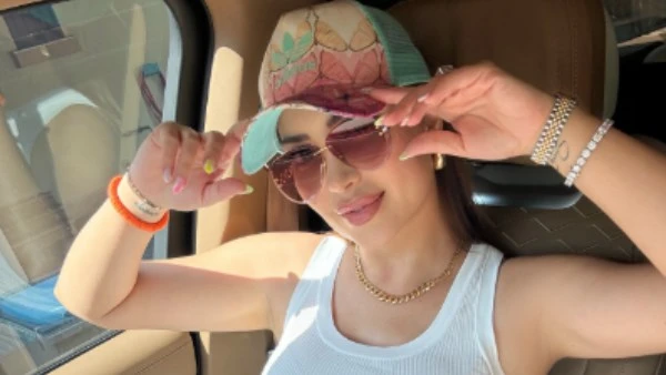 من نسرين طافش تكشف عن رشاقتها