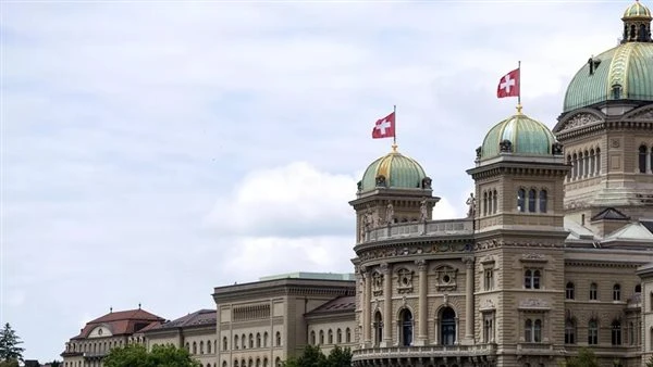 سويسرا: مستعدون لتسهيل مفاوضات السلام بين روسيا وأوكرانيا