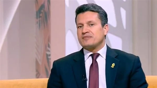 مدير مركز الأزهر العالمي للفتوى: نطالب برخصة وتأهيل قبل الزواج