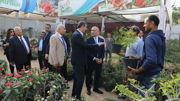 إقبال كثيف على «زهور الربيع».. الزراعة: التوسع في نباتات الزينة يدعم الاقتصاد