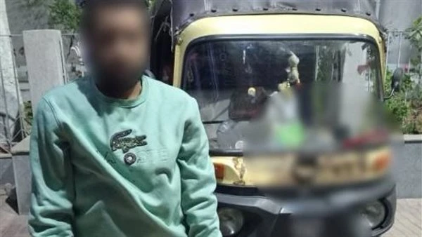 وفاة شخص صدمته مركبة أثناء عبوره الطريق بالغربية.. والسائق «لم أقصد»