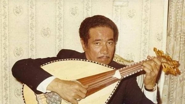 يحيى الموجي: نجاح والدي استثنائي بلا دراسة وموهبة خالصة 100%