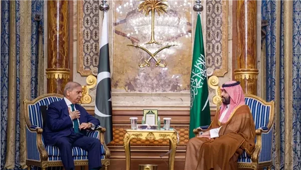 السعودية وباكستان تؤكدان دعم الحلول الدبلوماسية لخفض التوترات واستعادة استقرار المنطقة