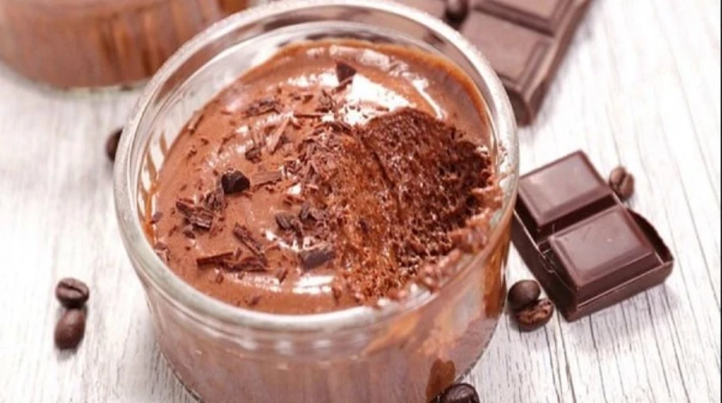 وداعاً لحر الصيف. 4 طرق مبتكرة للاستمتاع بالشوكولاتة "المثلجة" في منزلك