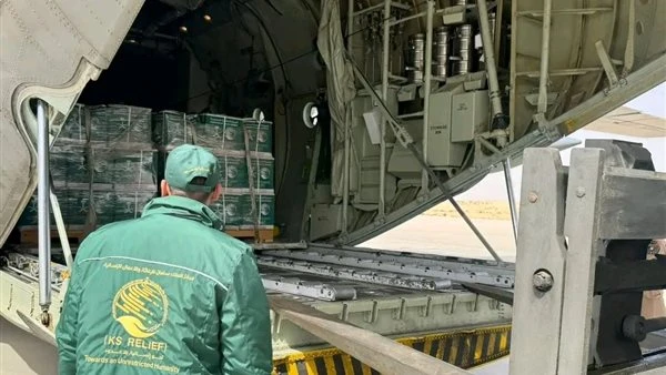 السعودية ترسل الدفعة الـ83 من المساعدات الإنسانية للفلسطينيين عبر العريش