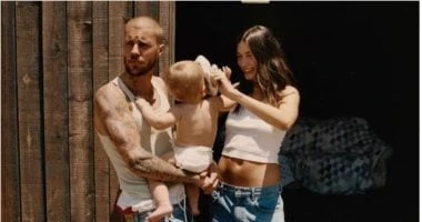 هايلى بيبر تكشف خططها المستقبلية للأمومة